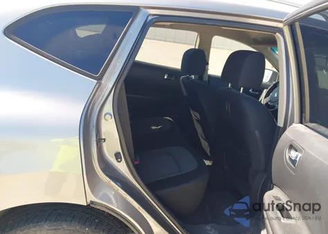 2013 Nissan Rogue Sv z USA, uszkodzony, nr VIN JN8AS5MT9DW506708